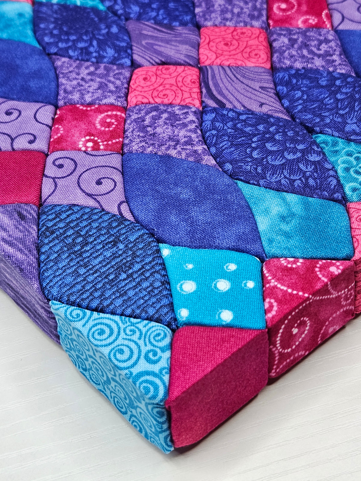 Geometric Abstract Pattern Kinusaiga Craft Chest Kit 8x8